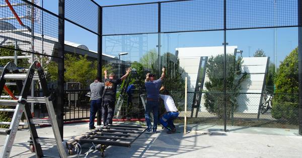 Padelbanen bij tennispark De Krekel bijna klaar