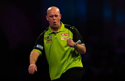 Van Gerwen naar kwartfinale na spektakelstuk tegen Lewis