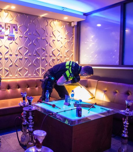 Alphenaar Cil Wigmans 70 Zat Dagenlang Opgesloten Op Corona Cruiseschip We Speelden Maar Een Potje Triviant Alphen Ad Nl