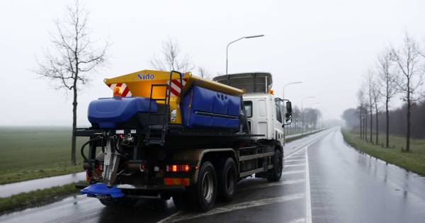 Spekgladde wegen en ongelukken: waterschap verrast door nachtvorst - BN DeStem
