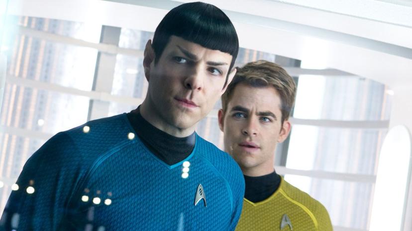 Star Tren Into Darkness Captain Kirk Spock Chris Pine Zachary Quinto