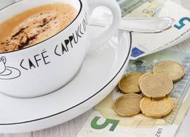 Fooi geven op vakantie: zóveel geld wordt gewaardeerd (of juist niet)