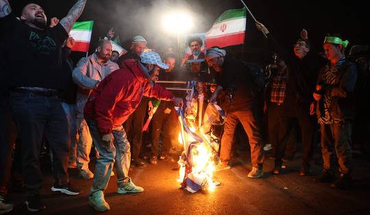 Iran-expert over staakt-het-vuren: ‘Het echte werk moet nog worden gedaan aan de onderhandelingstafel’