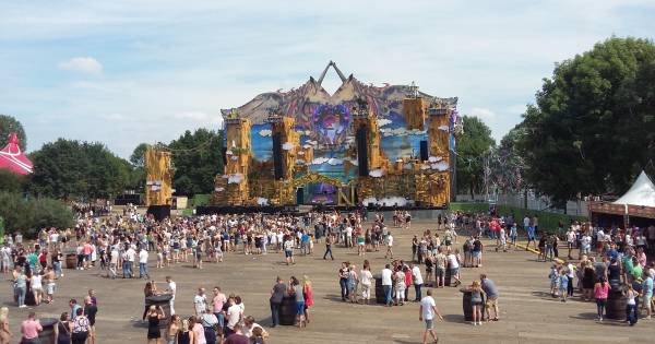 OG3ne en Dré Hazes zeggen op laatste moment af voor Dreamfields Sunday - Eindhovens Dagblad