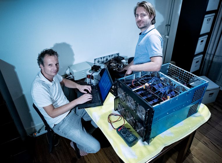 De Robin Hoods van het gehackte wachtwoord - Trouw