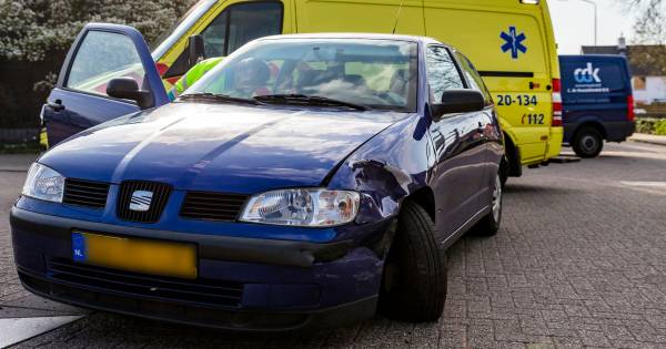Automobiliste gewond na ongeluk in Raamsdonk
