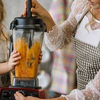 Maak de messen van je blender supersnel weer scherp met deze truck