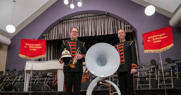 Gendt viert 75 jaar bevrijding groots, evacués van toen aanwezig bij concert - De Gelderlander