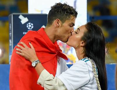 Dit is de familie die de ‘gevallen’ Ronaldo moet troosten