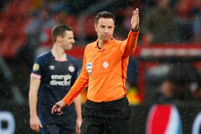Zo keken VAR én scheidsrechter naar strafschopmomenten PSV en FC Utrecht
