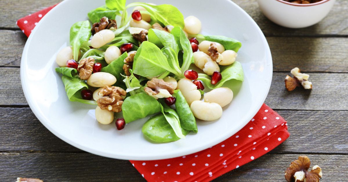 Trek in plaats van een kroket eens een salade uit de muur Nina HLN