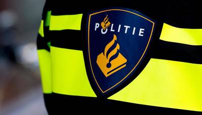 Zwaar verminkte ganzen gevonden in weiland Maurik