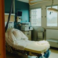 Vertrouwen is goed, transparantie is beter. Dat het allemaal te complex is voor de modale burger, mag geen excuus zijn