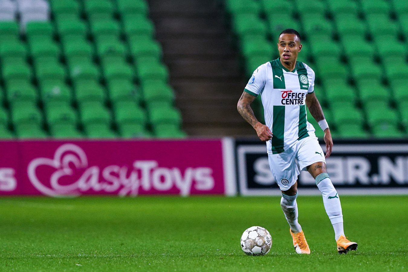 Damil Dankerlui bij FC Groningen verlost van zijn ...