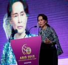 “Teleurgesteld” Amnesty trekt eretitel van Aung San Suu Kyi in