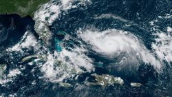 Zo komen orkanen aan hun naam (en de vrouwelijke blijken de gevaarlijkste)