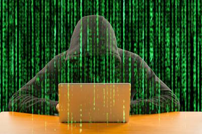 Man uit Gennep blijft rondsturen foto's die leven van zijn ex op Curaçao verwoestten ontkennen