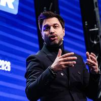 Bouchez roept vandaag zeven partijen bij elkaar voor conclaaf over Brusselse regeringsvorming: ‘Pas stoppen bij akkoord’