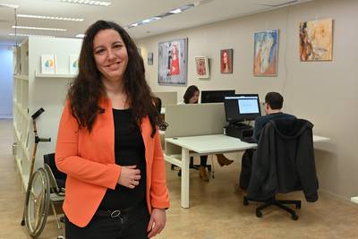 Deze vrouw helpt talenten met een handicap om net als zij een mooie carrière te maken