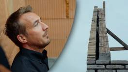 Scheve daken bij de aanlevering van Andy’s ruwbouw