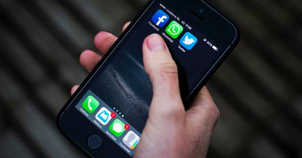 Bredanaar (33) wil telefoon verkopen maar wordt beroofd | 112 & misdaad - BN DeStem