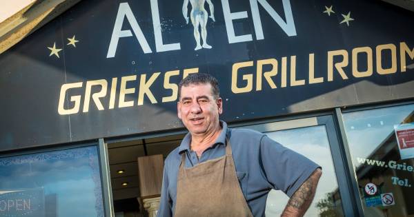 Absurd dat een anonieme tip een grote politiemacht op de been brengt terwijl in zo'n kleine gemeenschap de @politie de lokale ondernemers hoort te kennen.