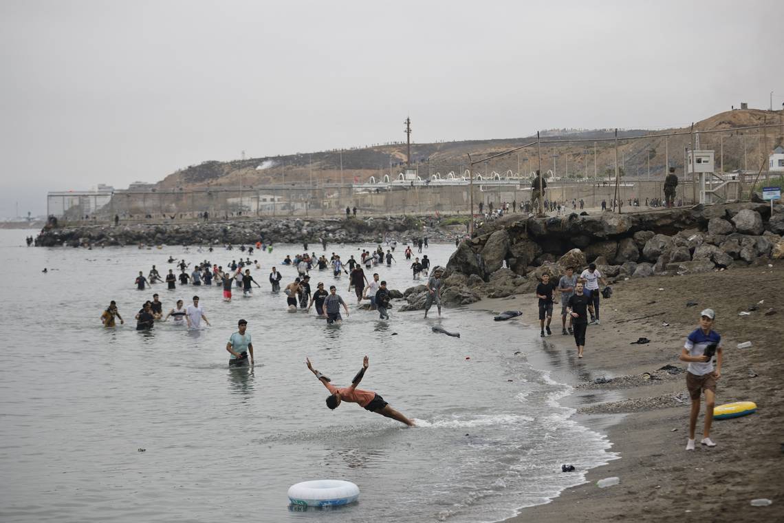 Was de migratiestroom naar Ceuta een cadeau voor Trump? Dit weten we over de rol van Marokko