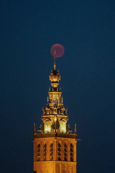 LIVE: bloedmaan op veel plekken niet te zien (maar hier wel)