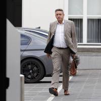 Minister van Financiën Jan Jambon (N-VA) wil Belgisch spaargeld wakker schudden